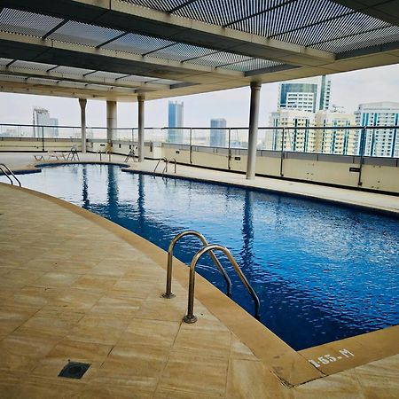 369 Stays- 1 Bedroom Apartment In Sports City Дубай Экстерьер фото